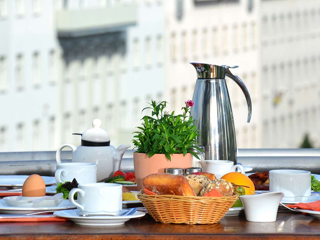 Domicil By Golden Tulip Отель